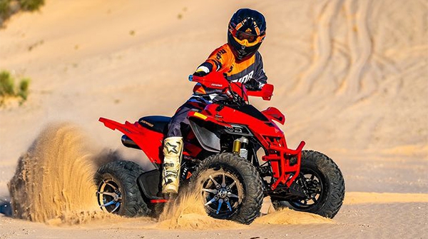 DENAGO POWERSPORTS: 沉塑动力活动，开启全新视角
