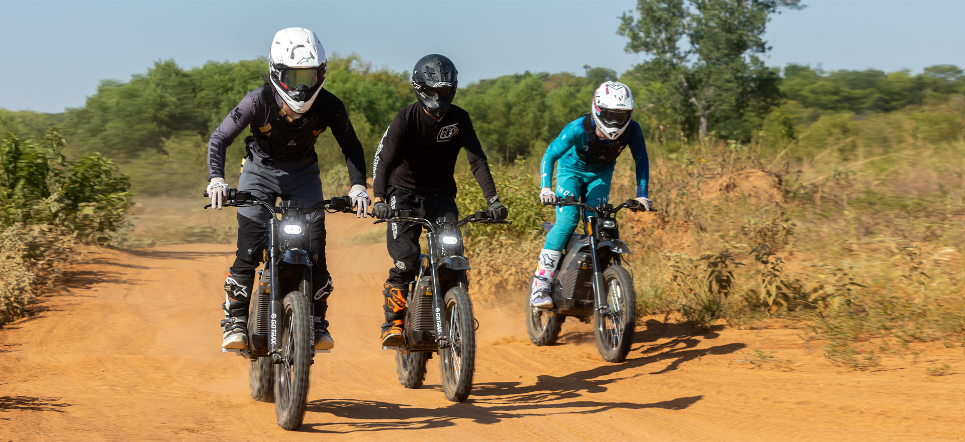 K2 电动越野车